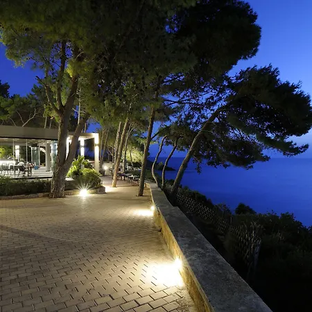 White Rocks Kefalonia 4*