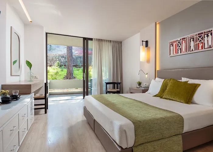 White Rocks Kefalonia Lassi (Kefalonia)