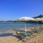 White Rocks Kefalonia 라시
