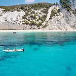 White Rocks Kefalonia Lassi (Kefalonia)