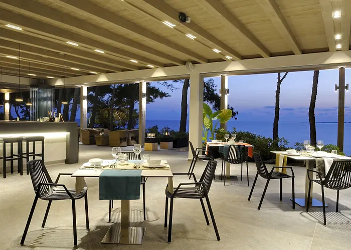 White Rocks Kefalonia Lassi (Kefalonia)